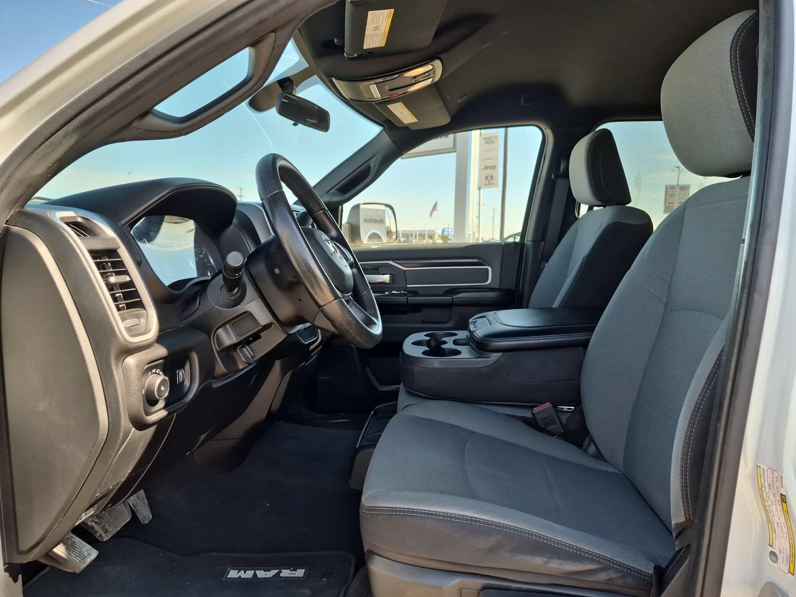Used 2022 RAM 2500 Big Horn AWD/4WD image 9