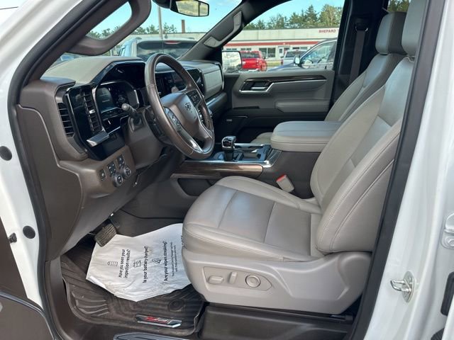 Used 2023 Chevrolet Silverado 1500 RST image 15