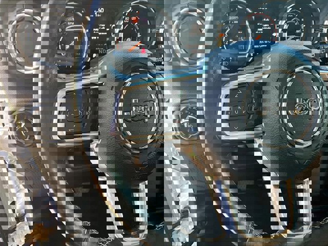 Used 2018 Jeep Wrangler Unlimited Sahara w/ Safetytec Group image 18