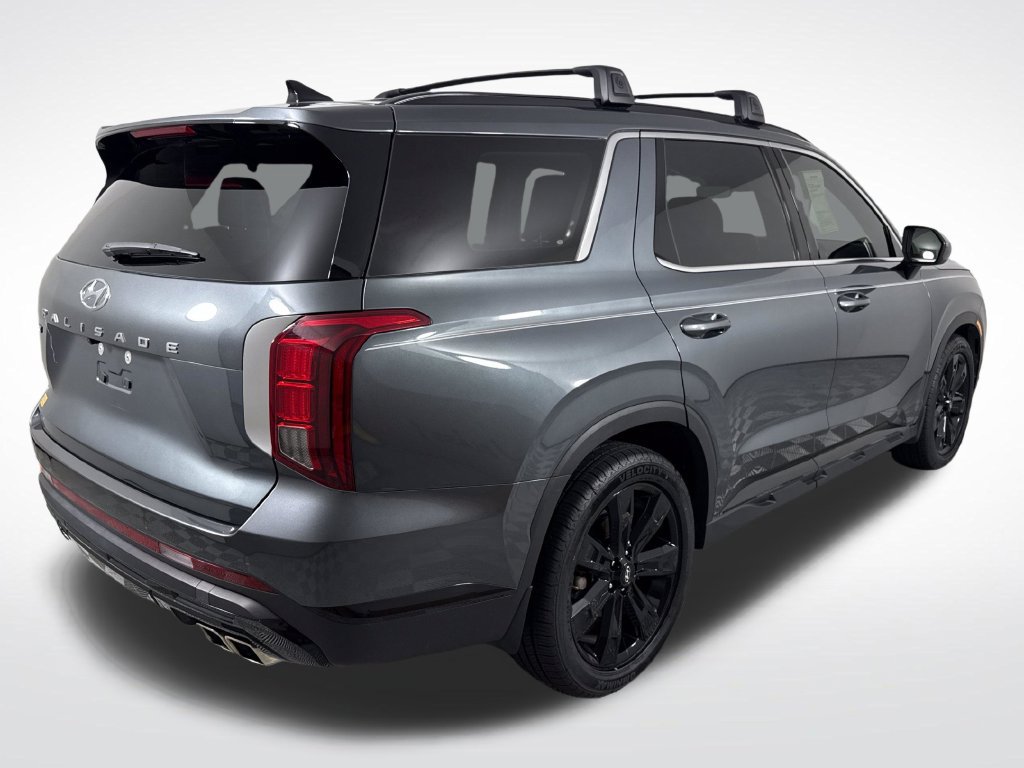 Used 2023 Hyundai Palisade XRT FWD image 3
