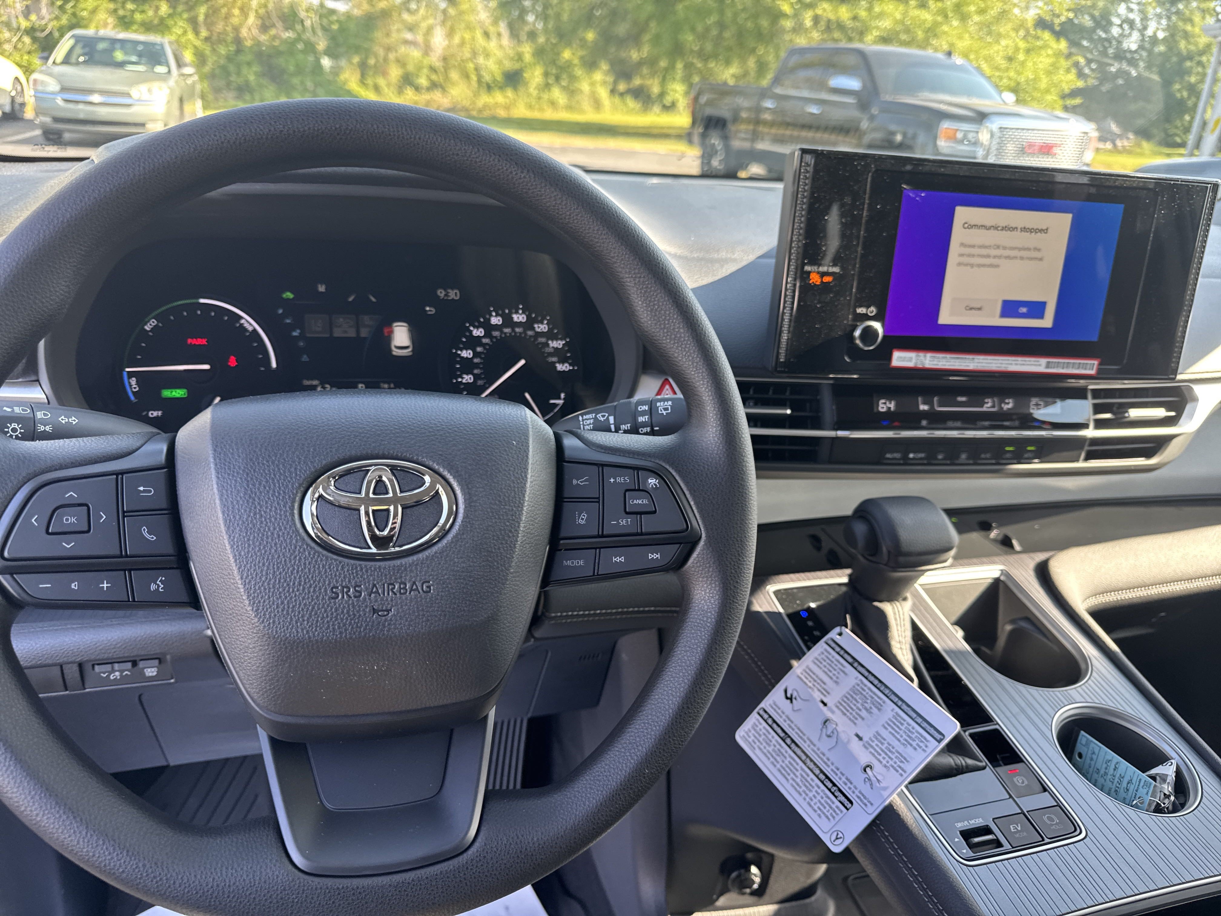 New 2025 Toyota Sienna LE FWD image 16