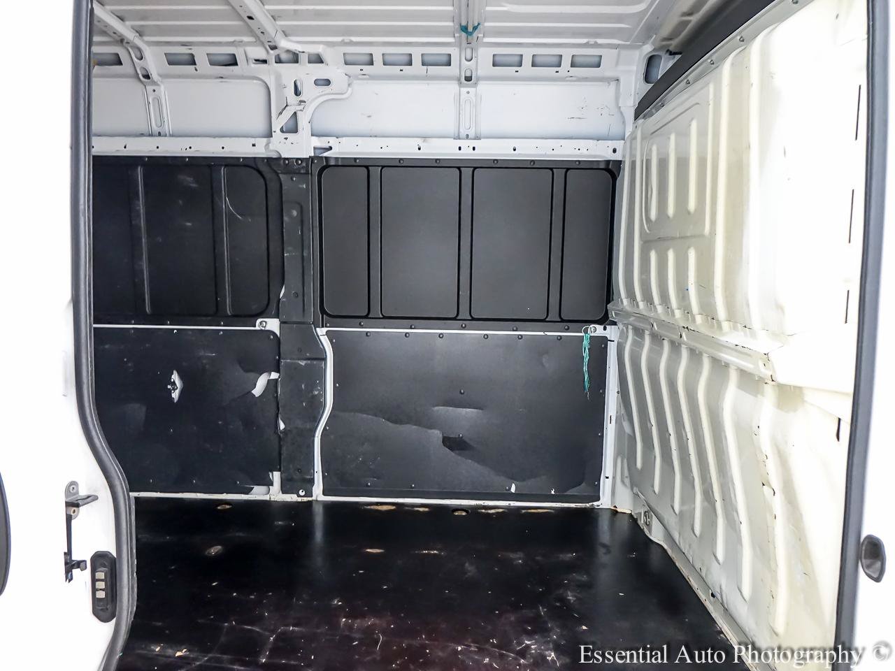 Used 2018 RAM ProMaster 3500 w/ Mopar Trailer Tow Group FWD image 17