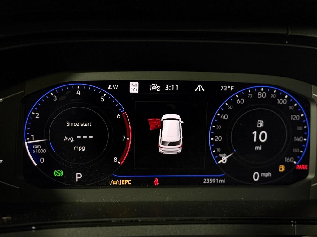 Used 2023 Volkswagen Taos SEL AWD/4WD image 13