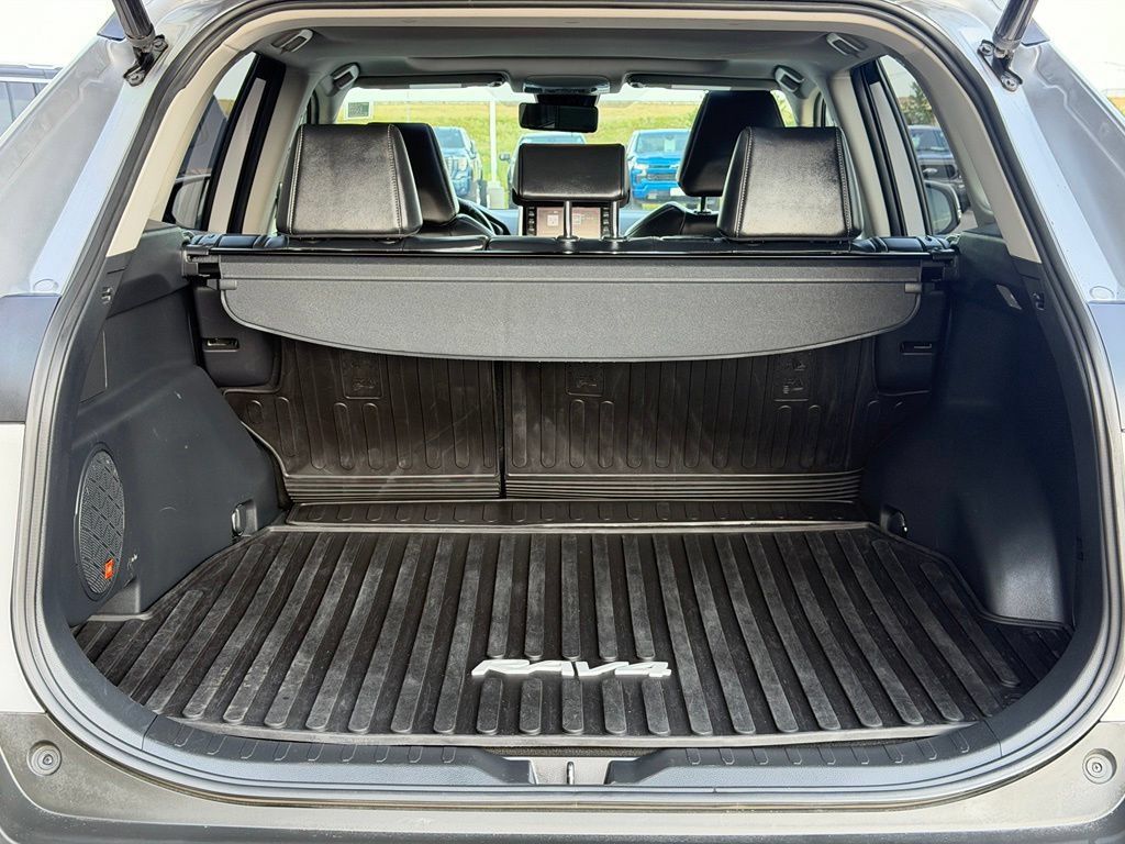 Used 2019 Toyota RAV4 Limited w/ All Weather Liner Package AWD/4WD image 9