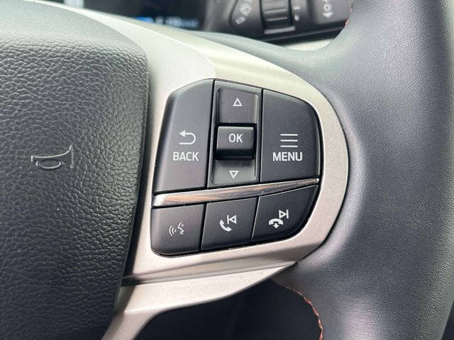 Used 2026 Ford Explorer Active AWD/4WD image 28