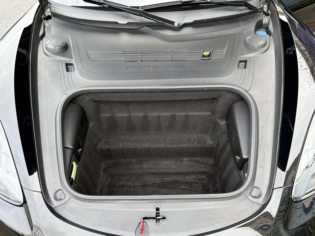 Used 2018 Porsche 718 Cayman image 12