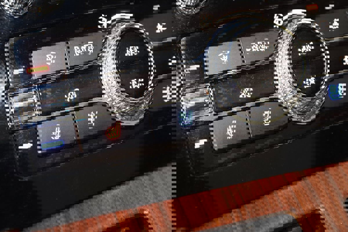 Used 2024 Lincoln Navigator L Reserve image 10