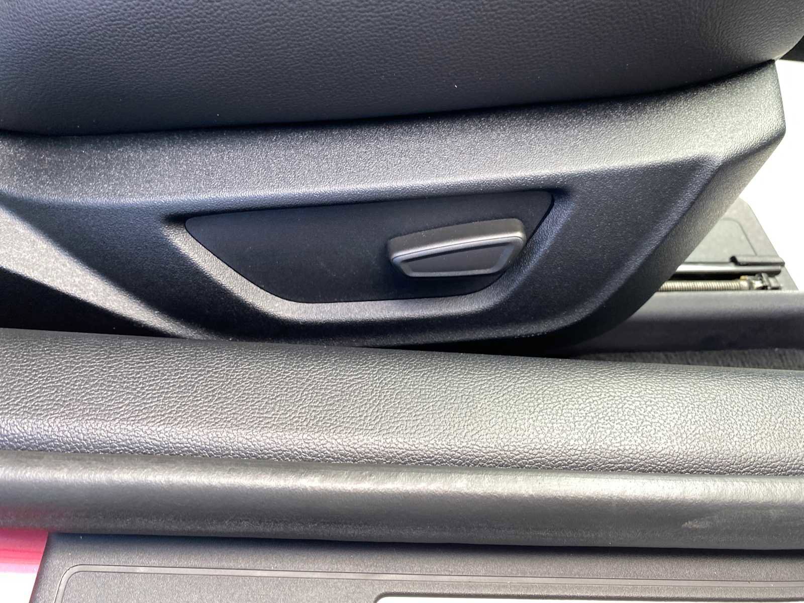 Used 2022 Ford Mustang GT Premium w/ Equipment Group 401A image 32