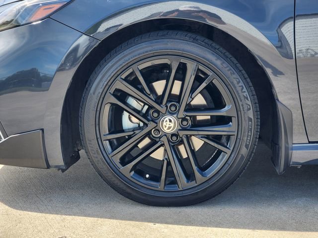 Used 2025 Toyota Camry SE w/ Convenience Package image 10