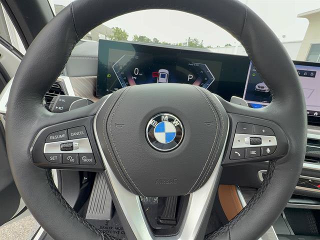 Used 2024 BMW X5 xDrive40i w/ Premium Package AWD/4WD image 13