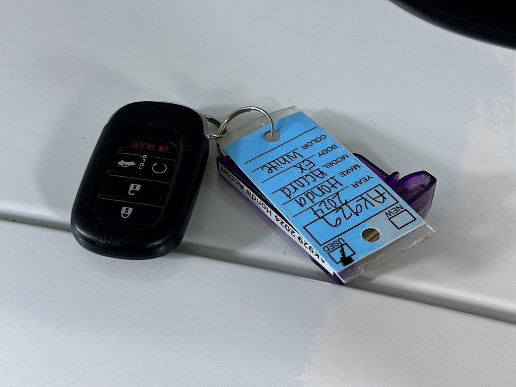 Used 2024 Honda Accord EX image 23