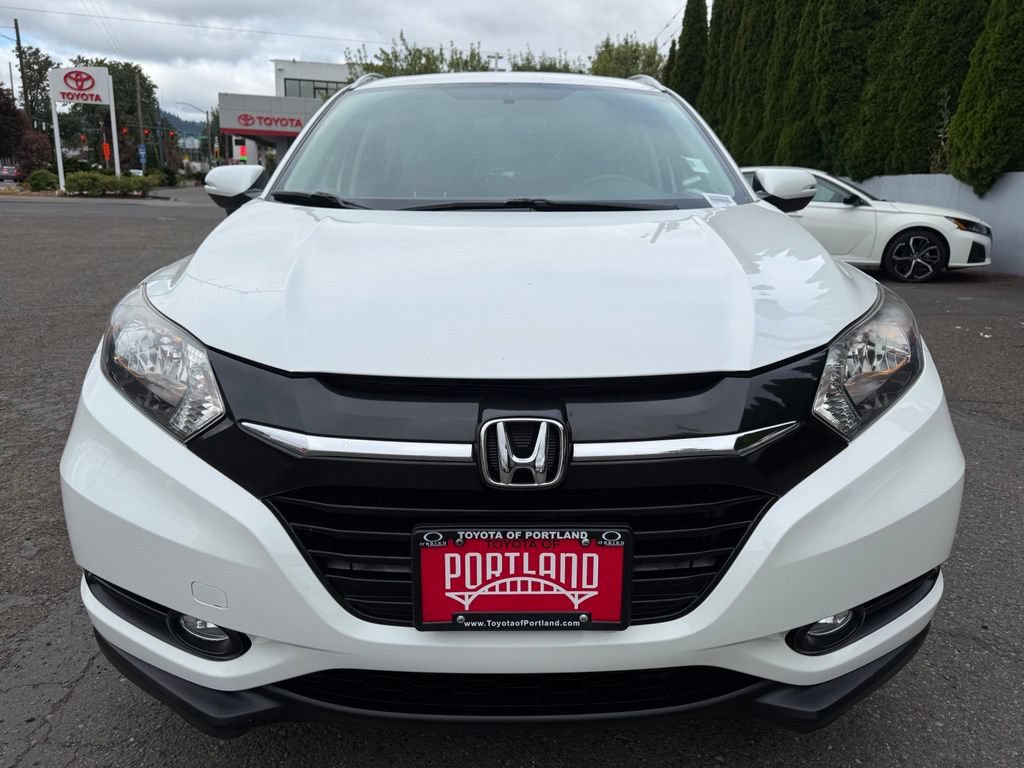 Used 2017 Honda HR-V EX-L image 3