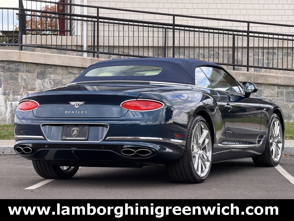 Used 2023 Bentley Continental GT Azure image 11