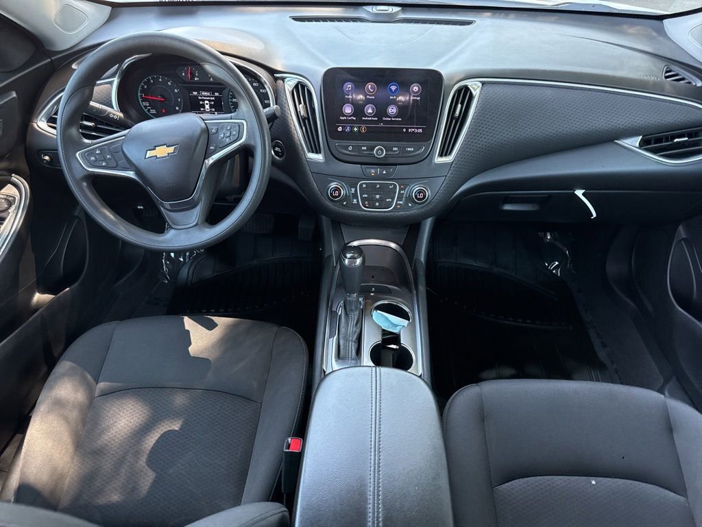 Used 2020 Chevrolet Malibu LT FWD image 14