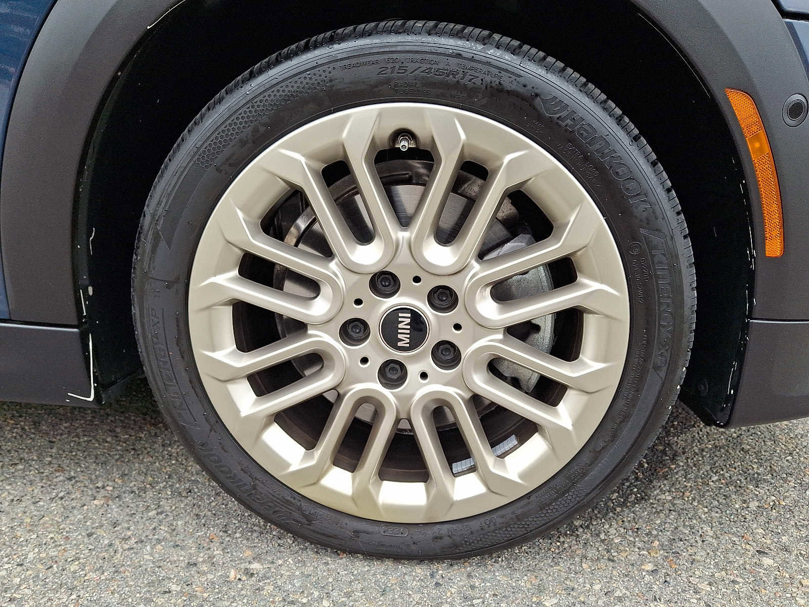 Used 2025 MINI Cooper 2-Door Hardtop image 8