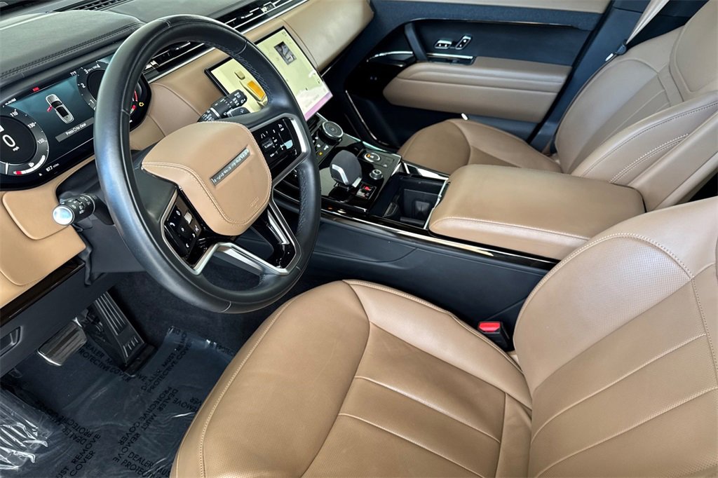 Used 2023 Land Rover Range Rover Sport SE image 12