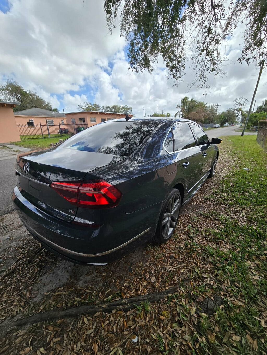 Used 2017 Volkswagen Passat 1.8T R-Line image 10
