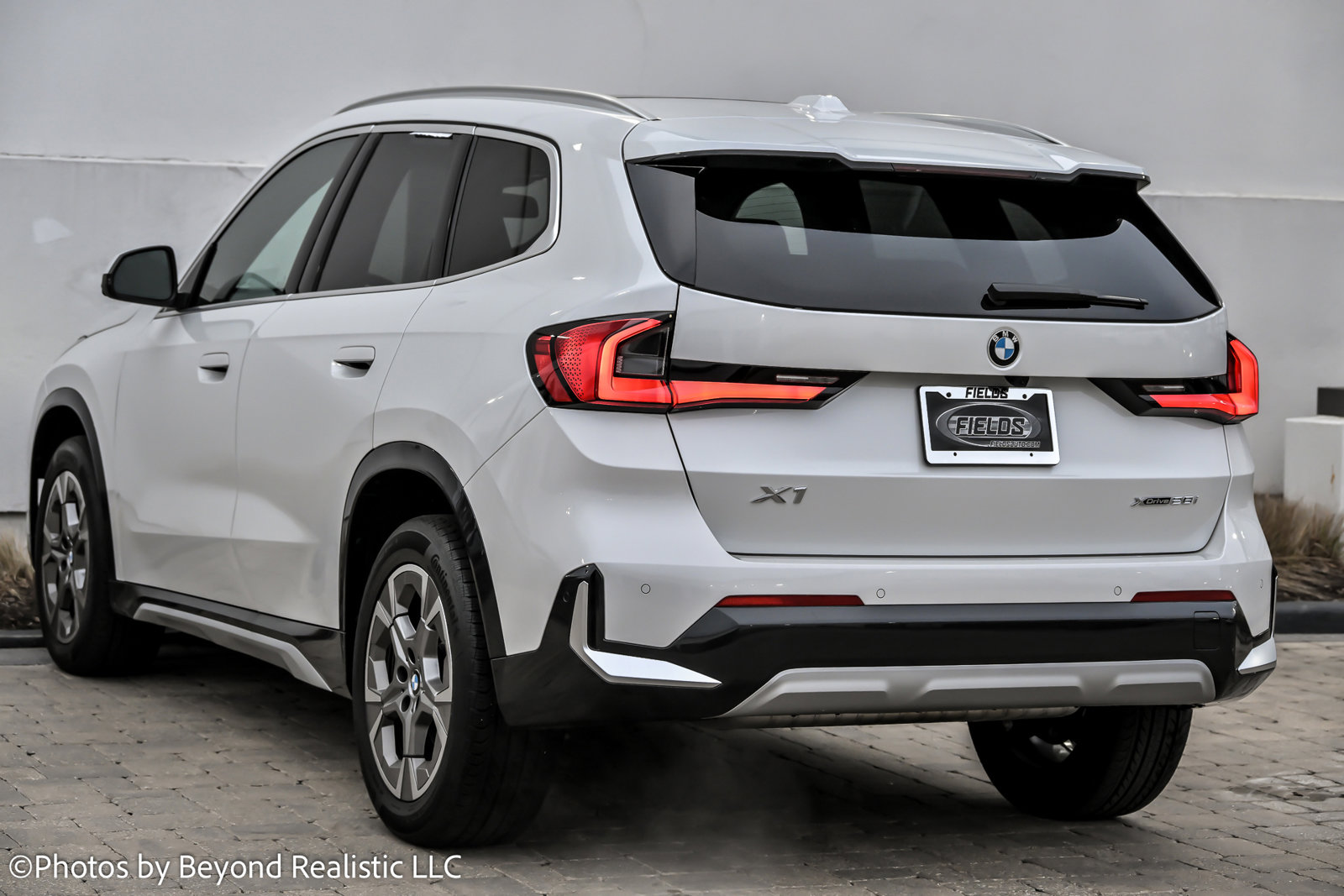 Used 2025 BMW X1 xDrive28i w/ Premium Package image 10