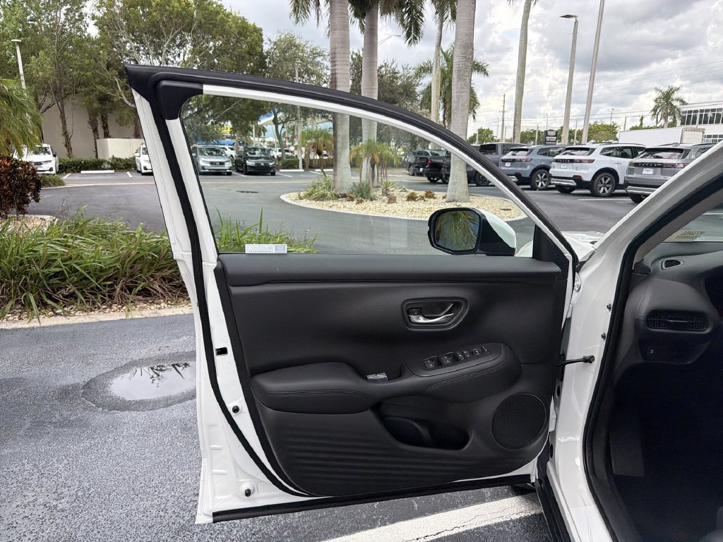 New 2027 Honda HR-V LX image 19