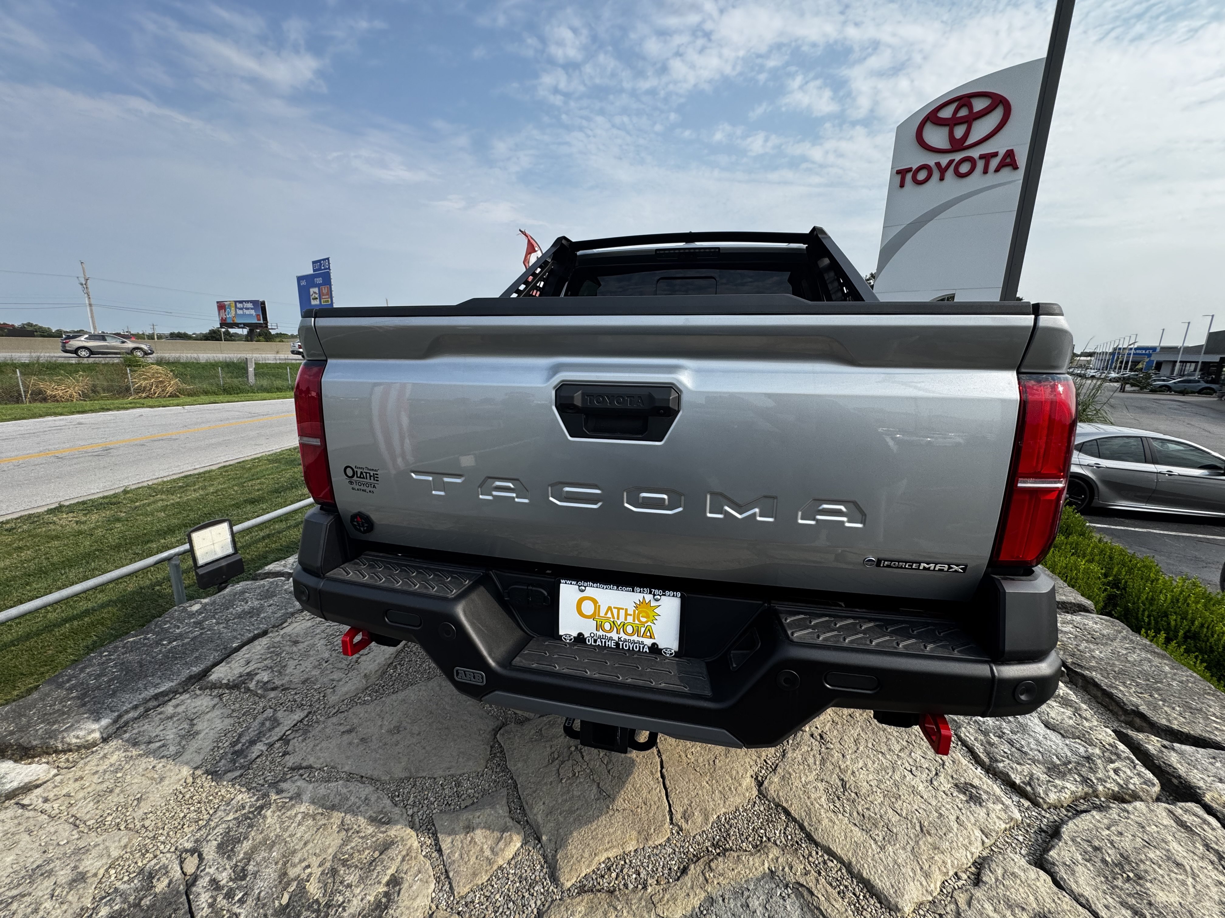 New 2026 Toyota Tacoma 4x4 Double Cab Hybrid image 8