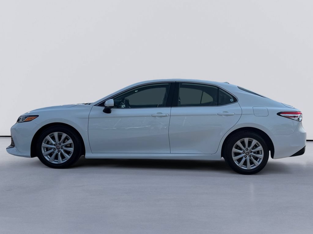 Used 2020 Toyota Camry LE AWD/4WD image 6