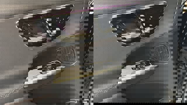 Certified 2025 Mercedes-Benz GLC 300 4MATIC image 13