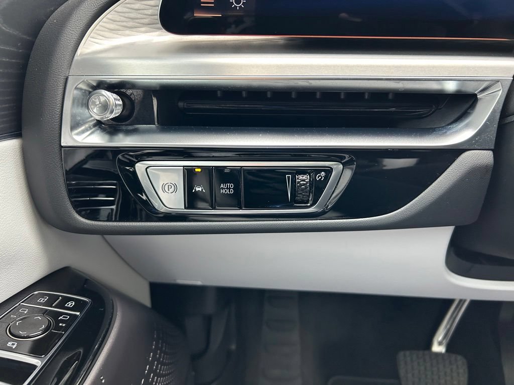 Used 2025 Cadillac Lyriq Sport RWD image 53