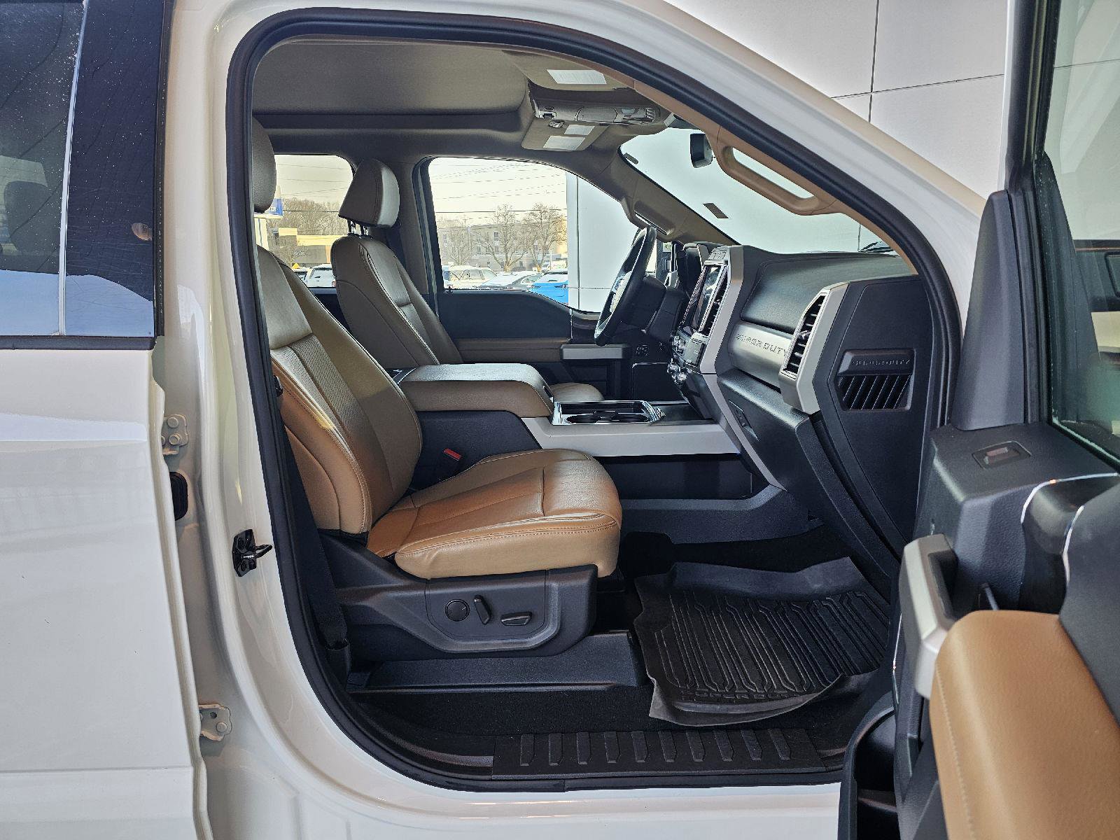 Used 2022 Ford F250 Lariat w/ Lariat Ultimate Package image 12