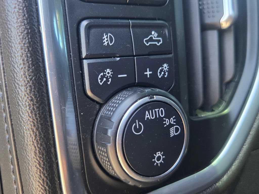 Used 2019 Chevrolet Silverado 1500 RST w/ All-Star Edition AWD/4WD image 13