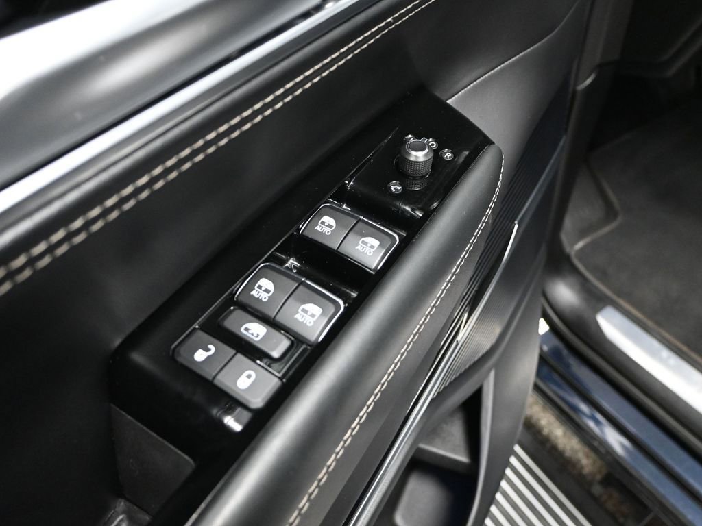 Used 2024 Jeep Grand Wagoneer L Series II w/ Quick Order Packagew 28T image 21