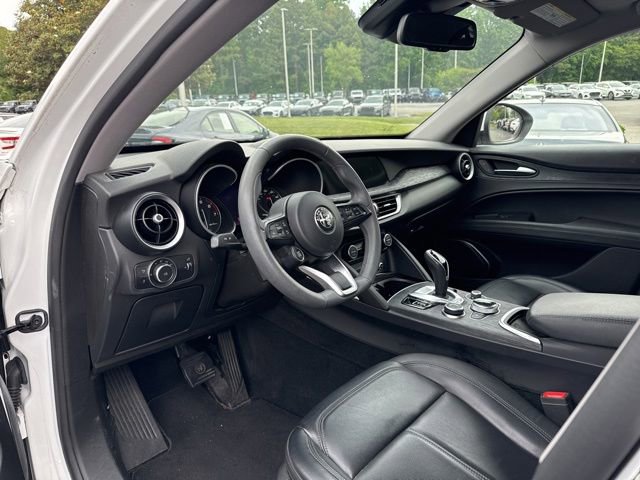 Used 2021 Alfa Romeo Stelvio Sprint w/ Sun & Sound Package AWD/4WD image 3