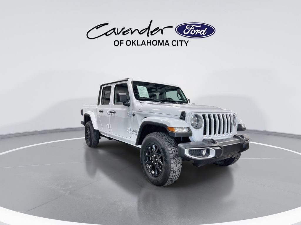 Used 2023 Jeep Gladiator Overland AWD/4WD image 2