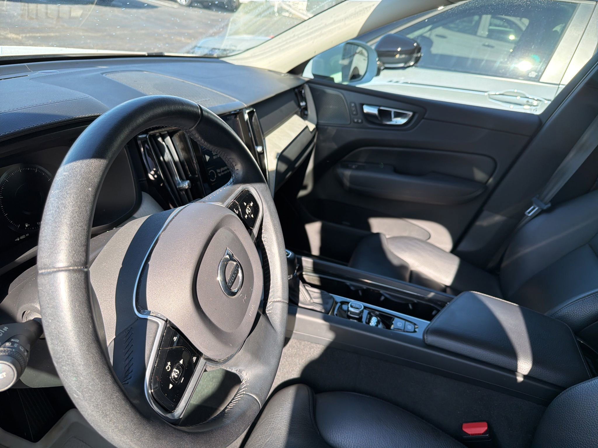 Used 2020 Volvo XC60 T6 Inscription image 15