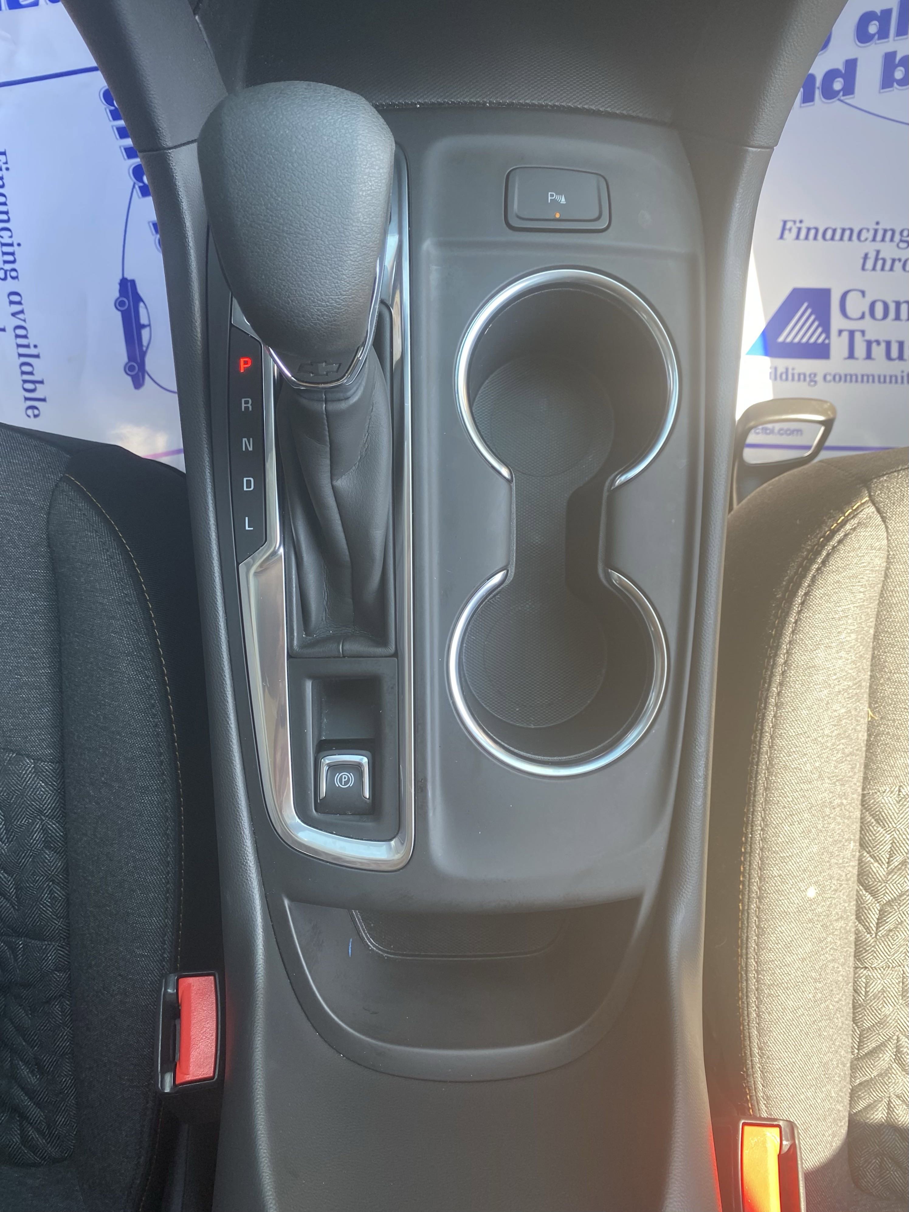 Used 2024 Chevrolet Equinox LT w/ LPO, Floor Liner Package image 13