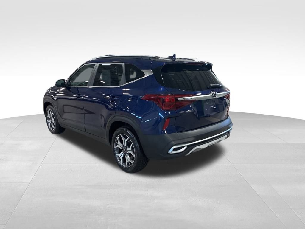 Certified 2021 Kia Seltos EX image 4