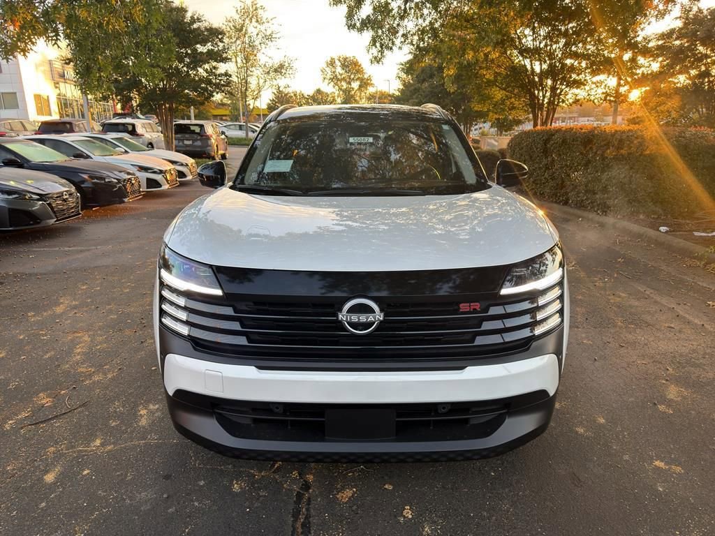 New 2026 Nissan Kicks SR image 2