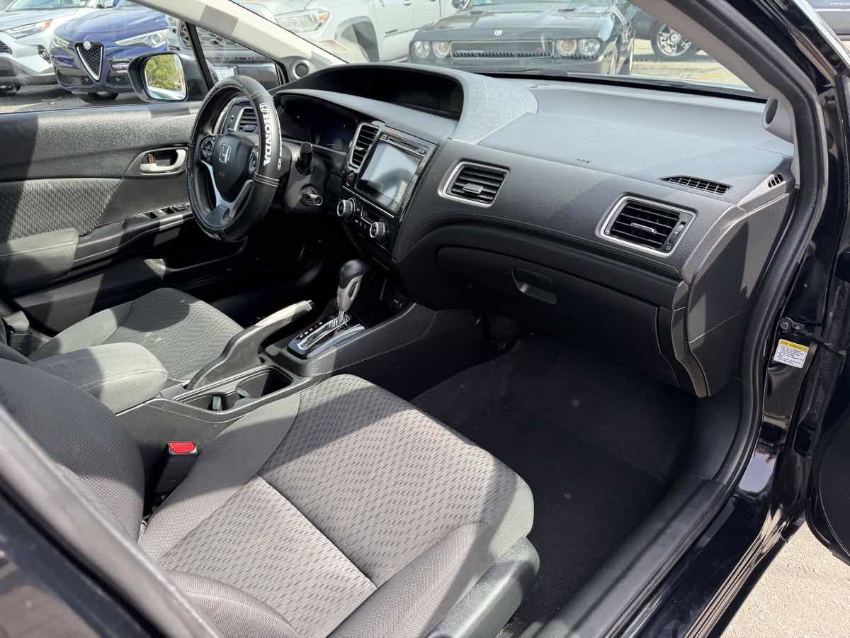 Used 2015 Honda Civic SE image 16