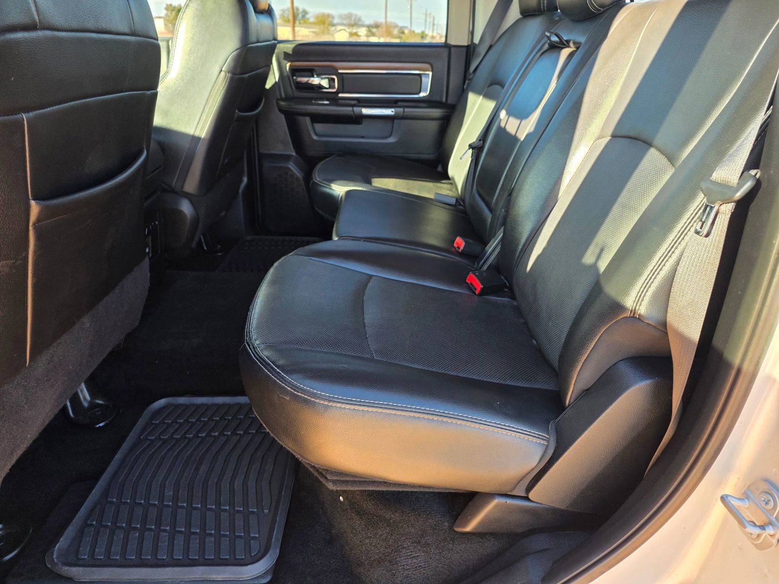 Used 2016 RAM 1500 Laramie w/ Convenience Group image 17