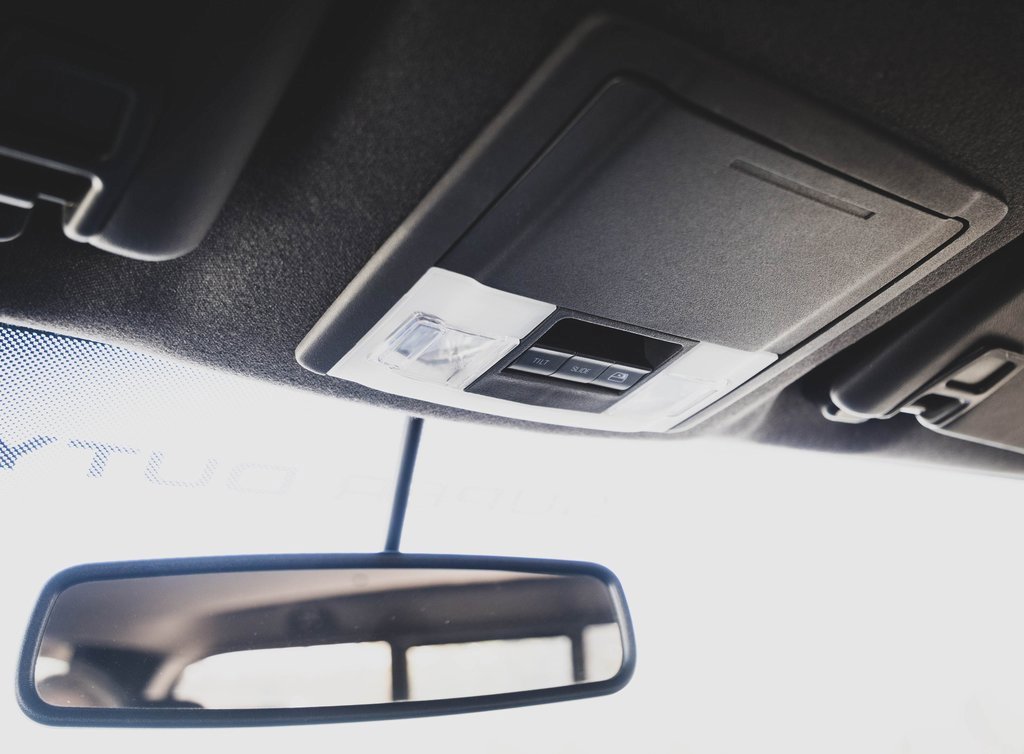 Used 2016 Ford F350 Lariat image 16