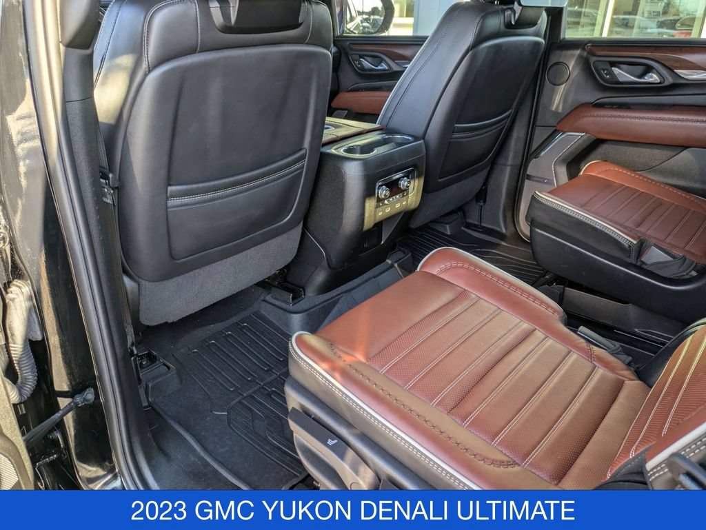 Used 2023 GMC Yukon Denali Ultimate AWD/4WD image 32