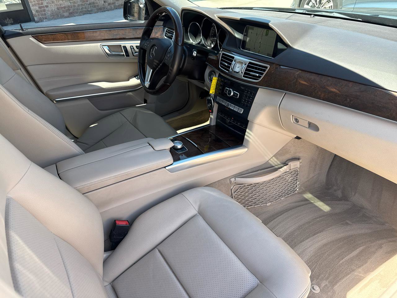 Used 2014 Mercedes-Benz E 250 BlueTEC 4MATIC Sedan image 55