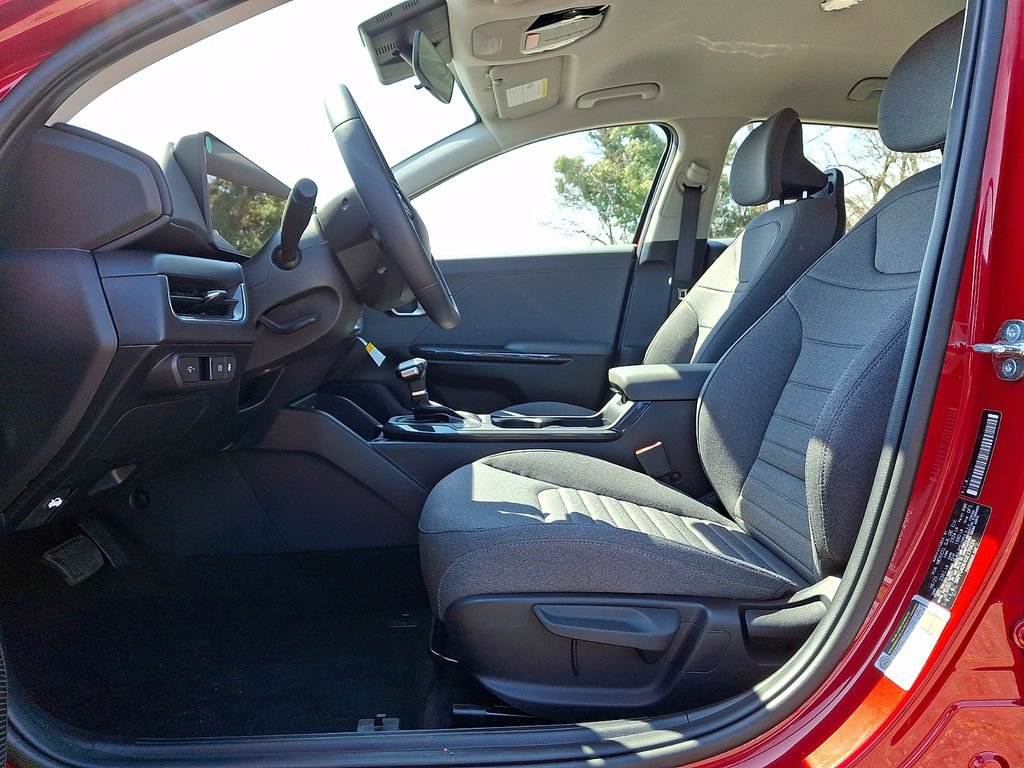 Used 2025 Kia K4 EX FWD image 13