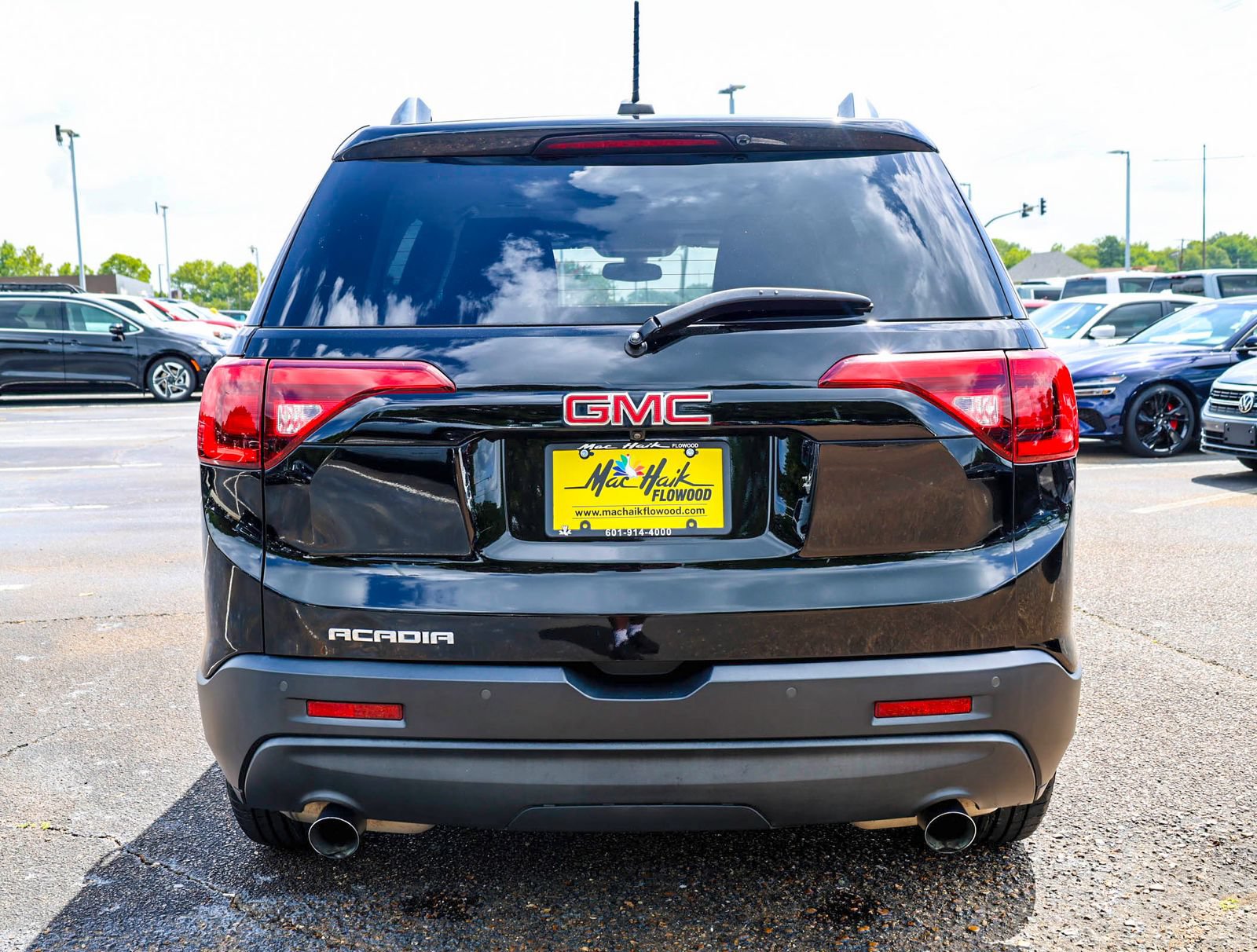 Used 2019 GMC Acadia SLT w/ Black Edition FWD image 5