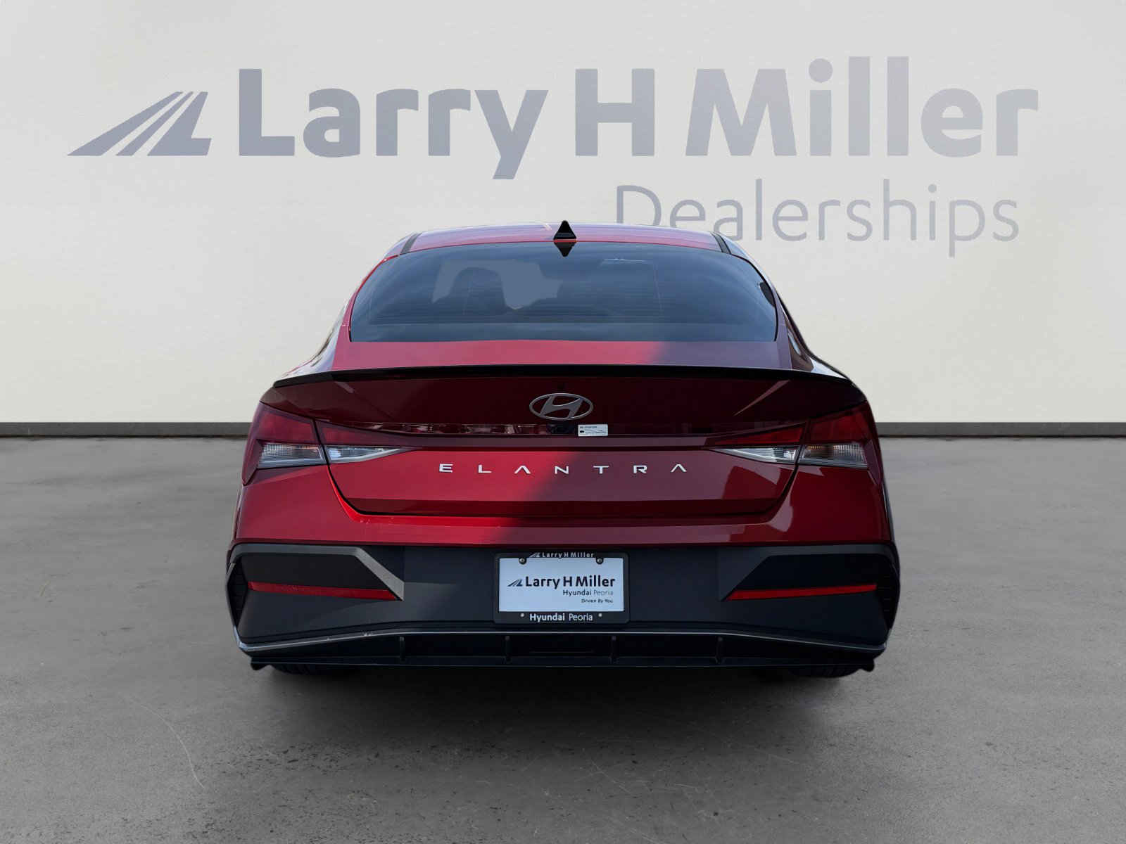 Certified 2025 Hyundai Elantra Sport FWD image 4