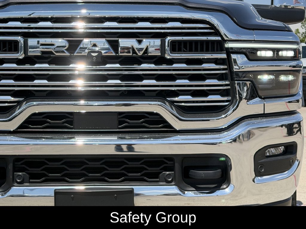 Used 2025 RAM 2500 Limited AWD/4WD image 4