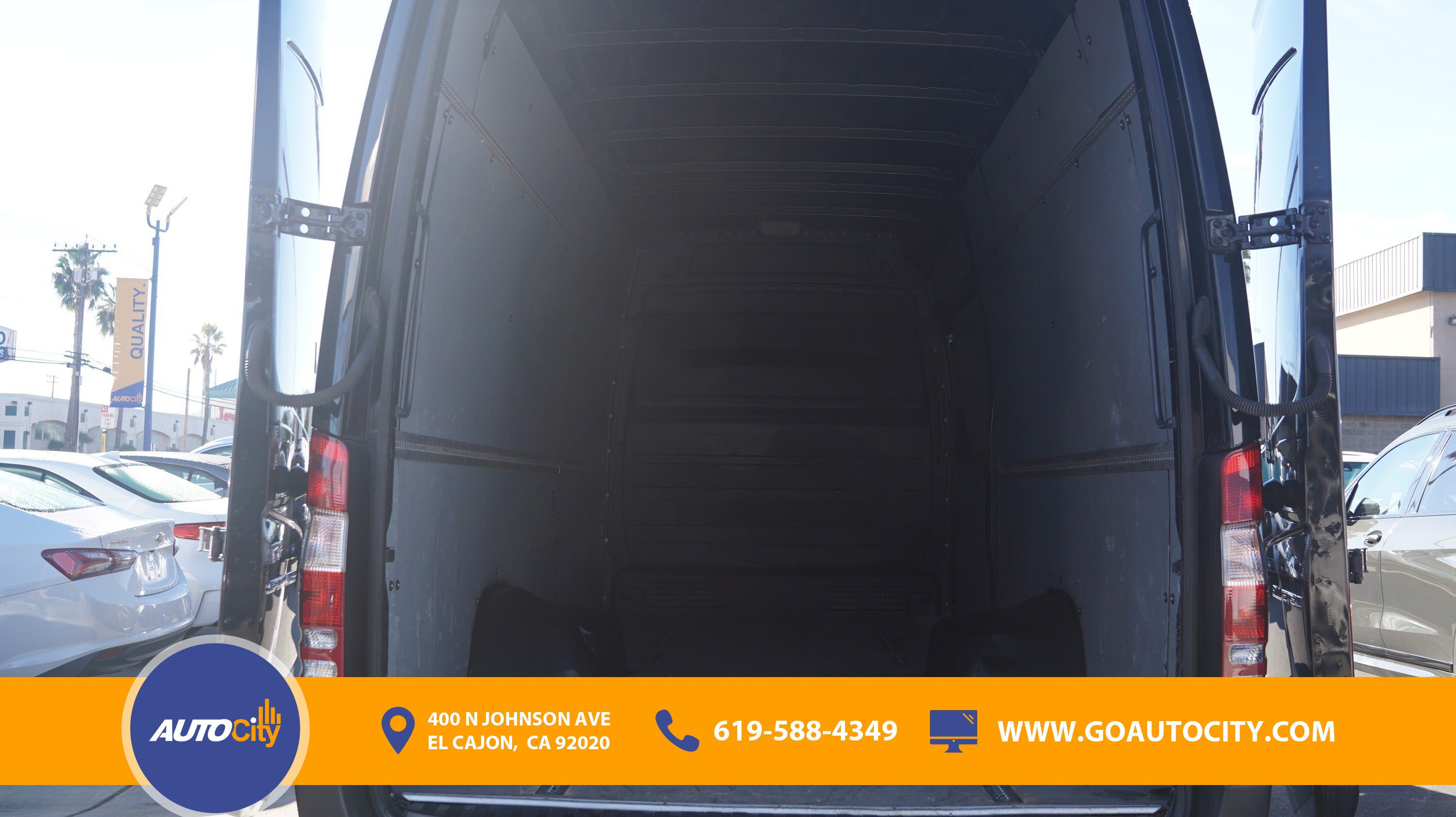 Used 2016 Mercedes-Benz Sprinter 3500 image 17