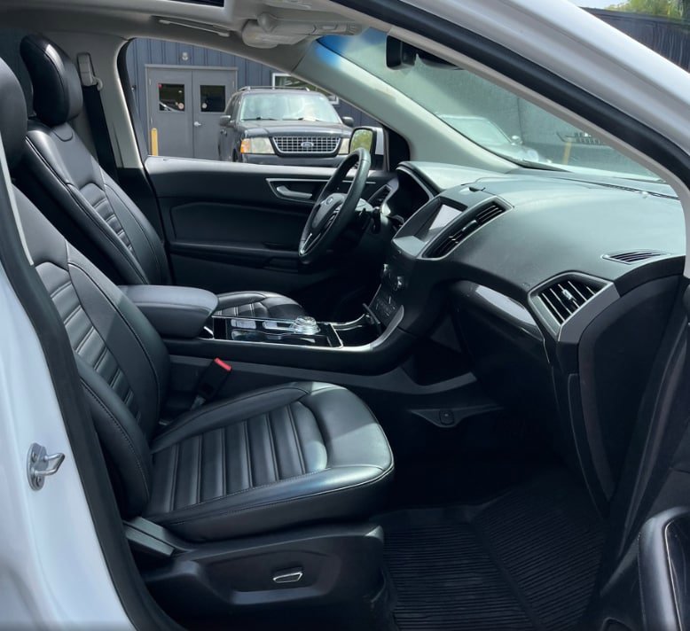 Used 2019 Ford Edge SEL w/ Equipment Group 201A image 13