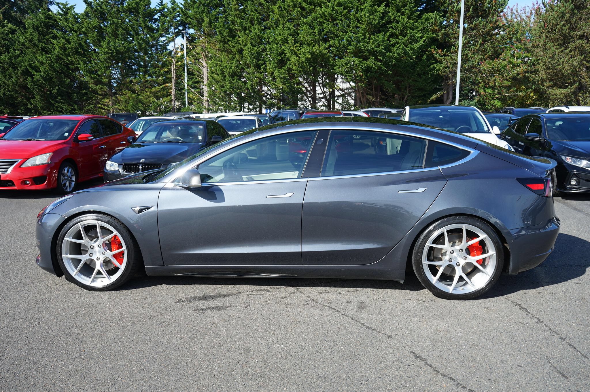 Used 2018 Tesla Model 3 Long Range AWD/4WD image 2
