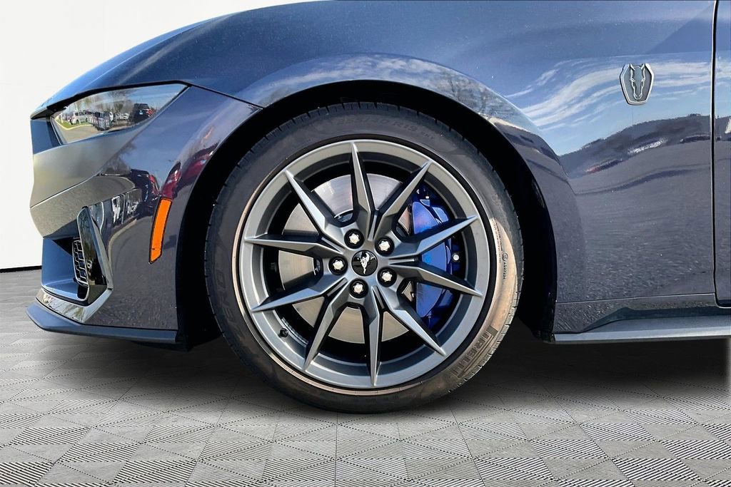Used 2025 Ford Mustang Dark Horse image 21