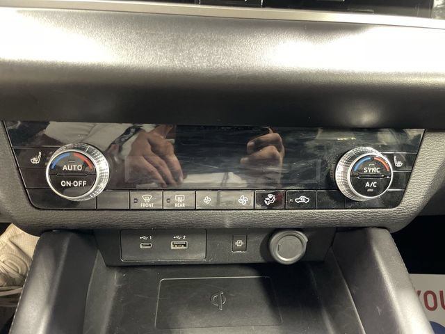 Used 2024 Mitsubishi Outlander SE FWD image 19